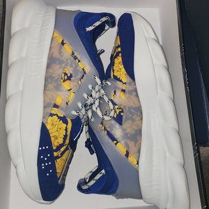 Versace chain reaction